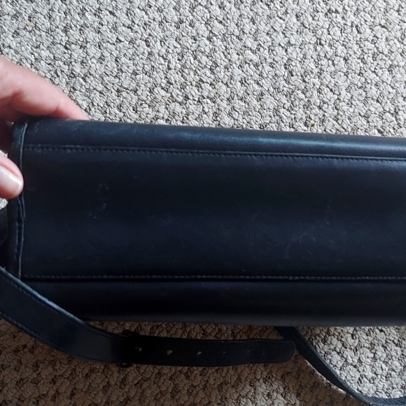 Beautiful  Coach bag - Picture 5 of 9